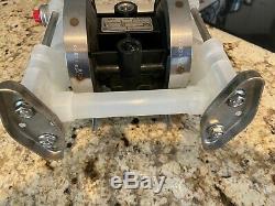GRACO D32966 Husky 307 Air Operated Diaphragm Pump NEW