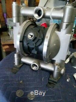 Graco Husky 716 Double Diaphragm Pump 3/4'' Air-Operated #241906 Series C2714e