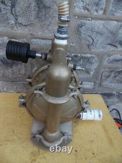 Versamatic 2 Air Operated Double Diaphragm Pump P31-401 #5326264